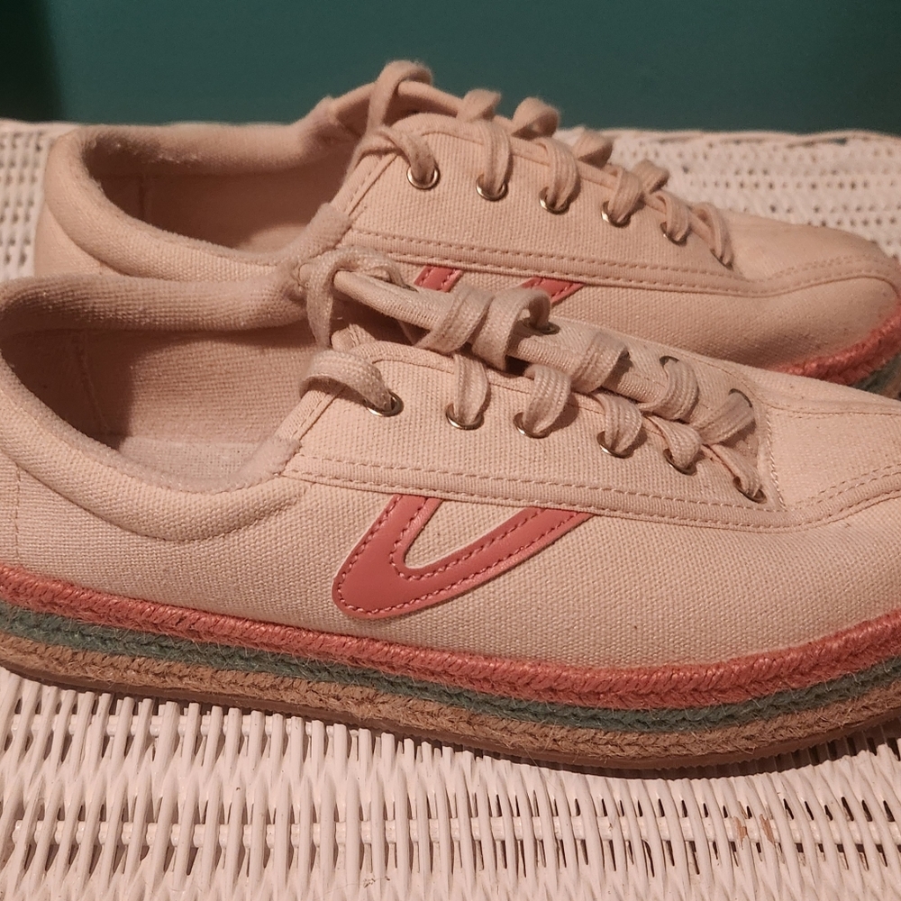 Tretorn Canvas Sneakers with Multicolor Sole
